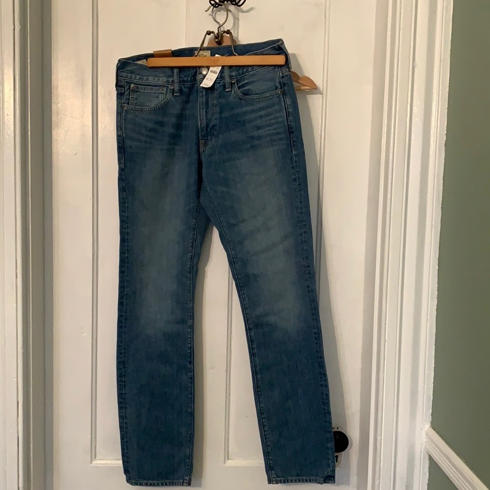 NWT J. Crew Men’s Jeans Style 484 Slim Fit size 30 x 32